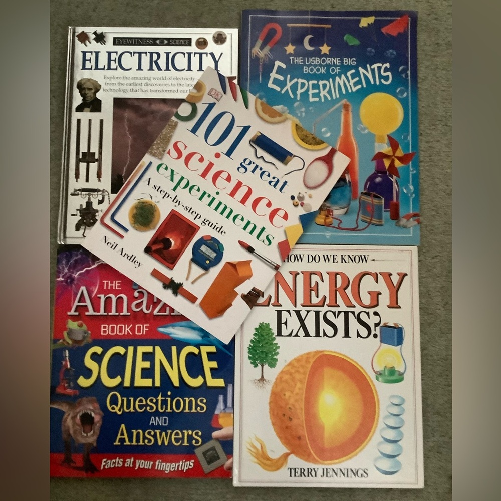 Set of 5 Awesome Science Experiment Books for your elementary age scientist!